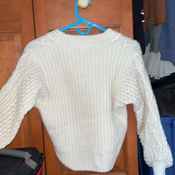 Joie sweater never worn - Picture 4 of 4